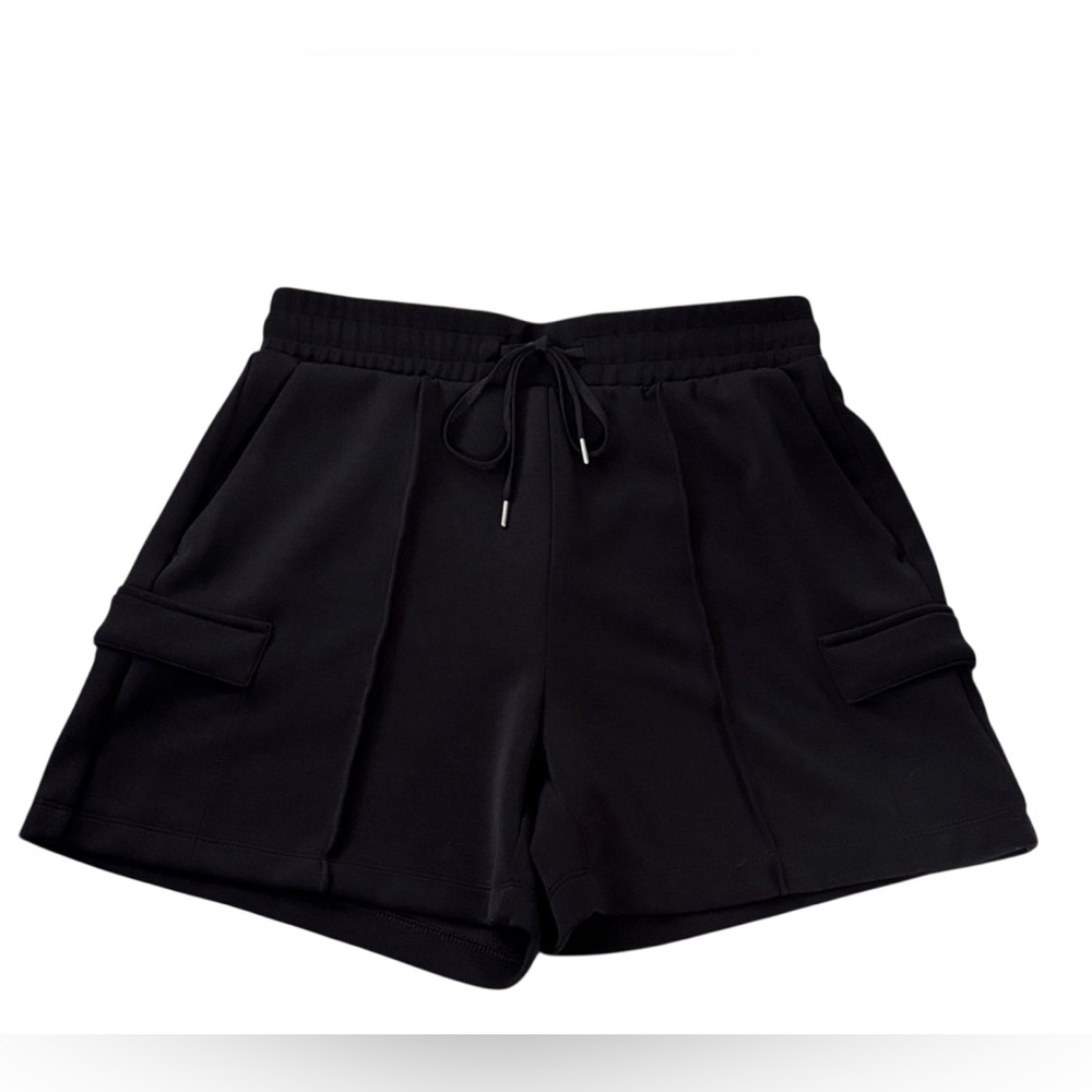 CALIA By Carrie Underwood Black Sandwash Cargo Shorts With Pockets Size Medium - Picture 3 of 12